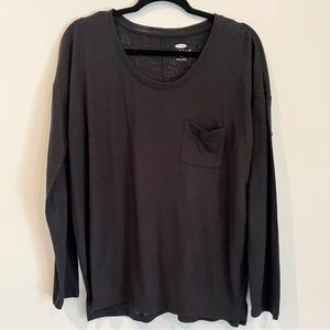 Old Navy women’s boyfriend top